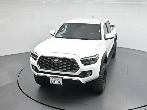 Used 2022 Toyota Tacoma TRD Off-Road w/ Technology Package AWD/4WD image 34