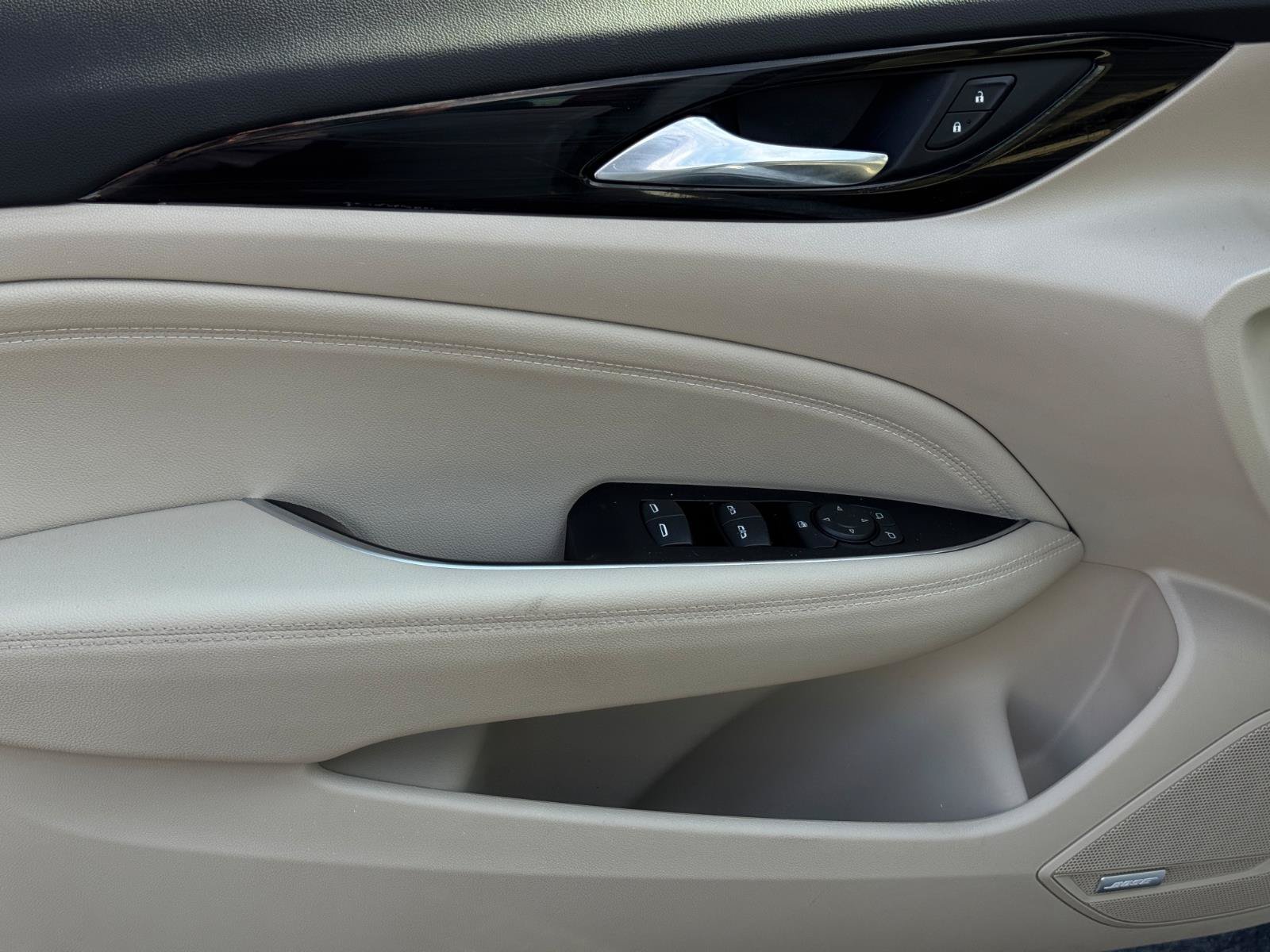 Used 2018 Buick Regal Essence w/ Driver Confidence Package #1 FWD image 14