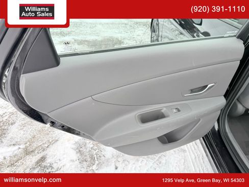 Used 2021 Hyundai Elantra SEL w/ Cargo Package image 11