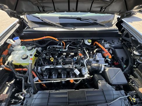 Used 2024 Ford Maverick XLT FWD image 24