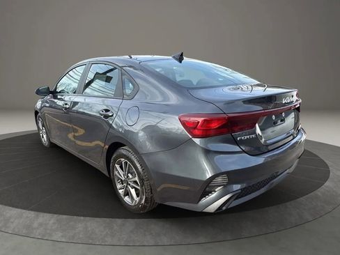 Used 2023 Kia Forte LXS image 7