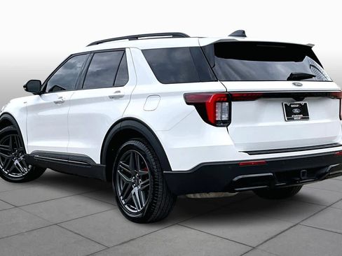 Certified 2025 Ford Explorer ST-Line w/ Premium Package image 12