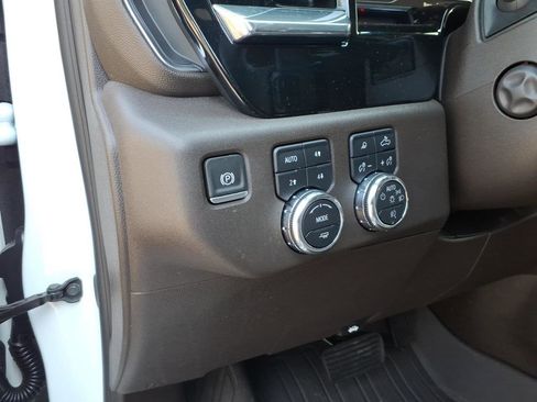Used 2025 GMC Sierra 1500 SLT w/ SLT Premium Package AWD/4WD image 7