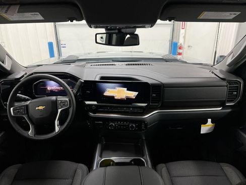 New 2026 Chevrolet Silverado 3500 LT w/ Convenience Package AWD/4WD image 5