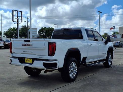 Used 2023 GMC Sierra 2500 Denali w/ Denali Ultimate Package AWD/4WD image 2