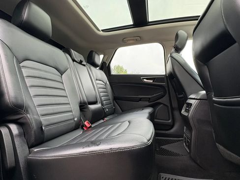 Used 2015 Ford Edge SEL w/ Equipment Group 201A AWD/4WD image 27