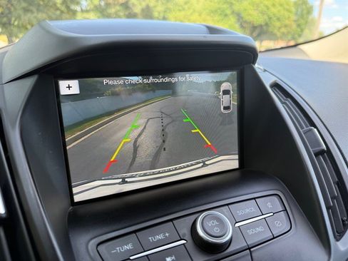 Used 2019 Ford Escape SEL AWD/4WD image 14
