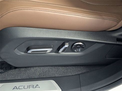 Used 2025 Acura RDX SH-AWD w/ Technology Package image 15
