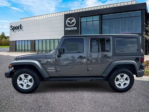 Used 2017 Jeep Wrangler Unlimited Sport AWD/4WD image 8