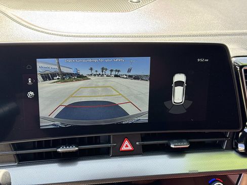Used 2023 Kia Sportage SX FWD image 12