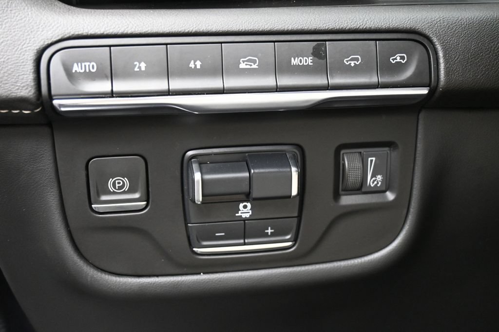 Used 2023 Cadillac Escalade Sport w/ Touring Package AWD/4WD image 20