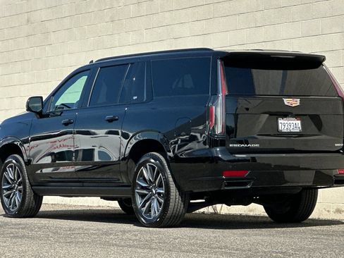 Certified 2024 Cadillac Escalade ESV Sport w/ Touring Package RWD image 6