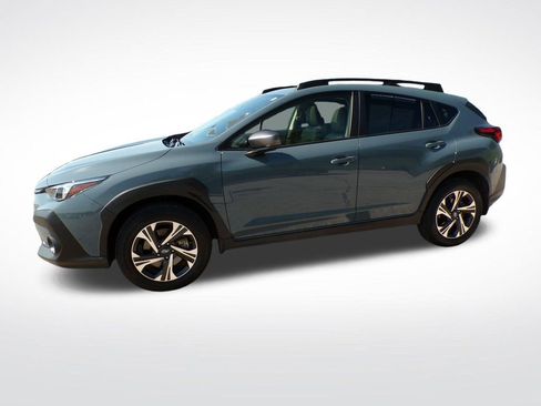 Used 2024 Subaru Crosstrek 2.0i Premium AWD/4WD image 3