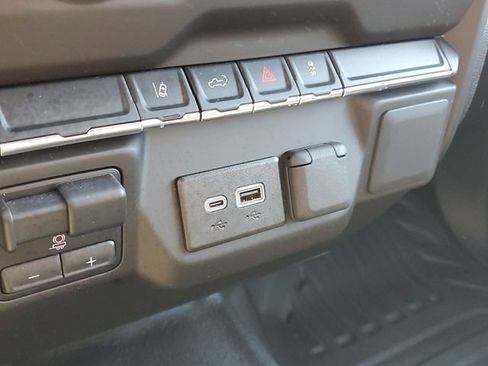 Certified 2025 Chevrolet Silverado 3500 W/T AWD/4WD image 28