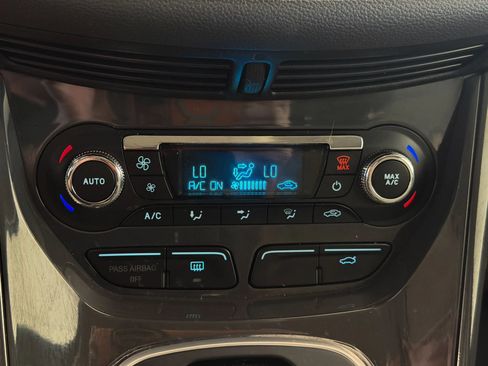 Used 2014 Ford Escape Titanium AWD/4WD image 37