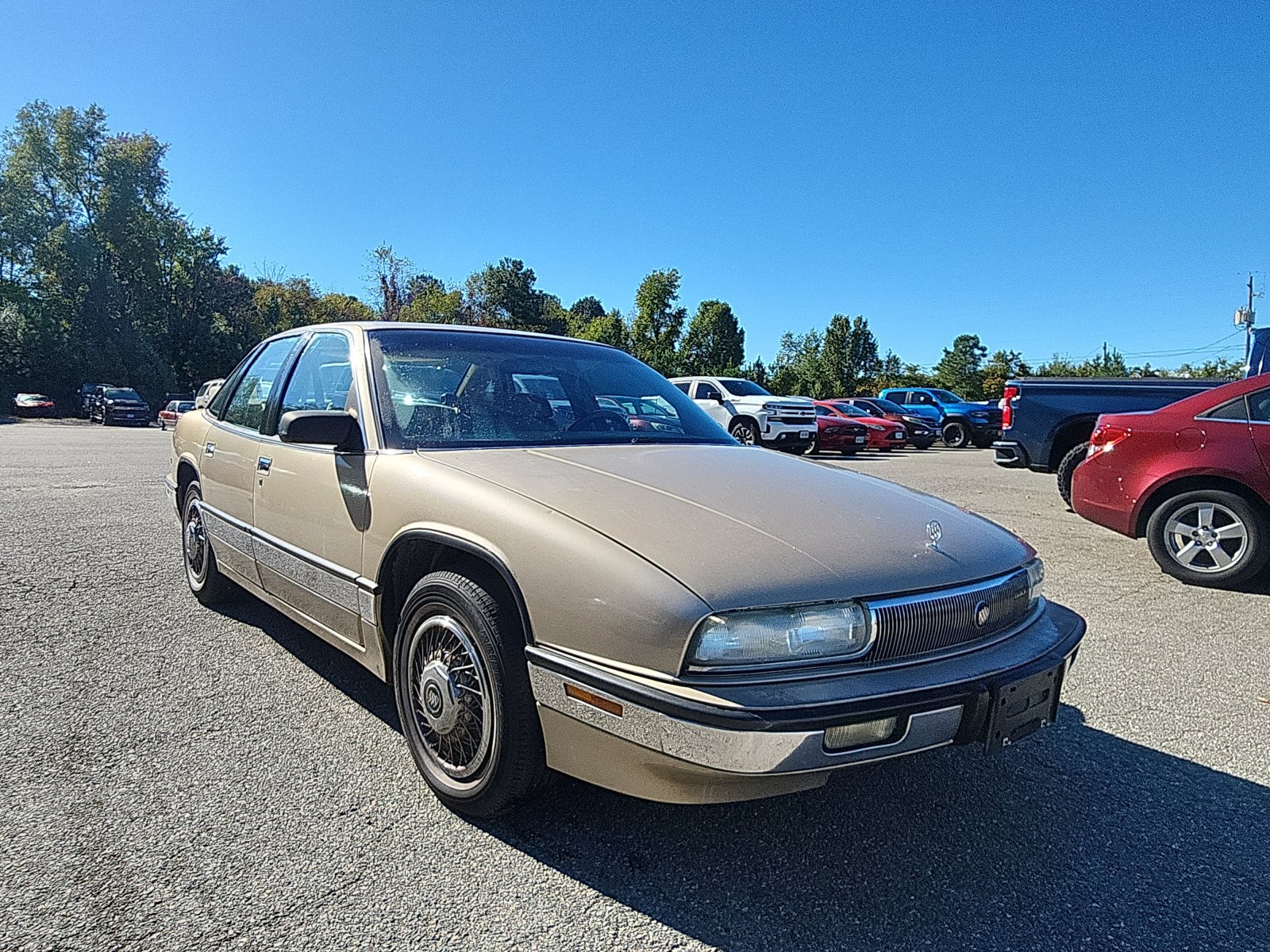 Used 1992 Buick Regal Limited FWD image 7