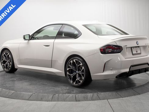 Used 2025 BMW M240i xDrive Coupe image 5