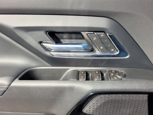 Used 2026 Chevrolet Silverado EV LT image 22