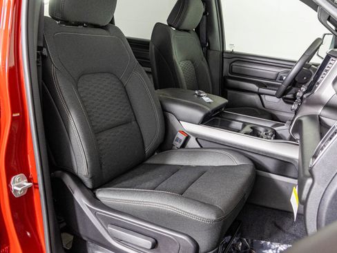 New 2026 RAM 1500 Express AWD/4WD image 37