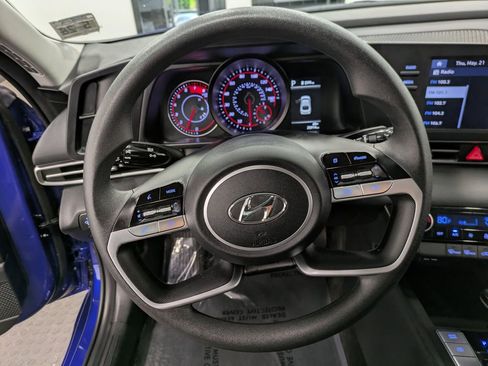 Certified 2023 Hyundai Elantra SEL FWD image 20