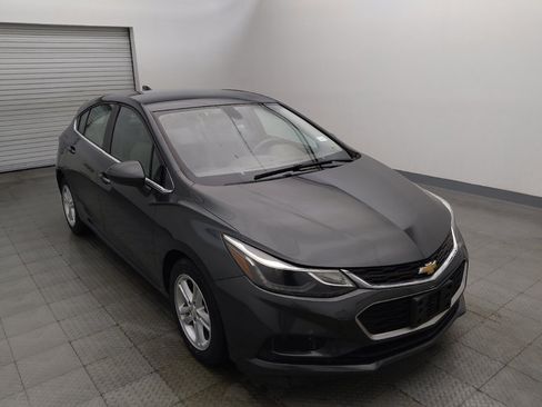 Used 2017 Chevrolet Cruze LT FWD image 13