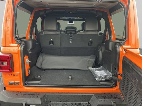 New 2025 Jeep Wrangler Unlimited Sahara w/ Safety Group AWD/4WD image 22
