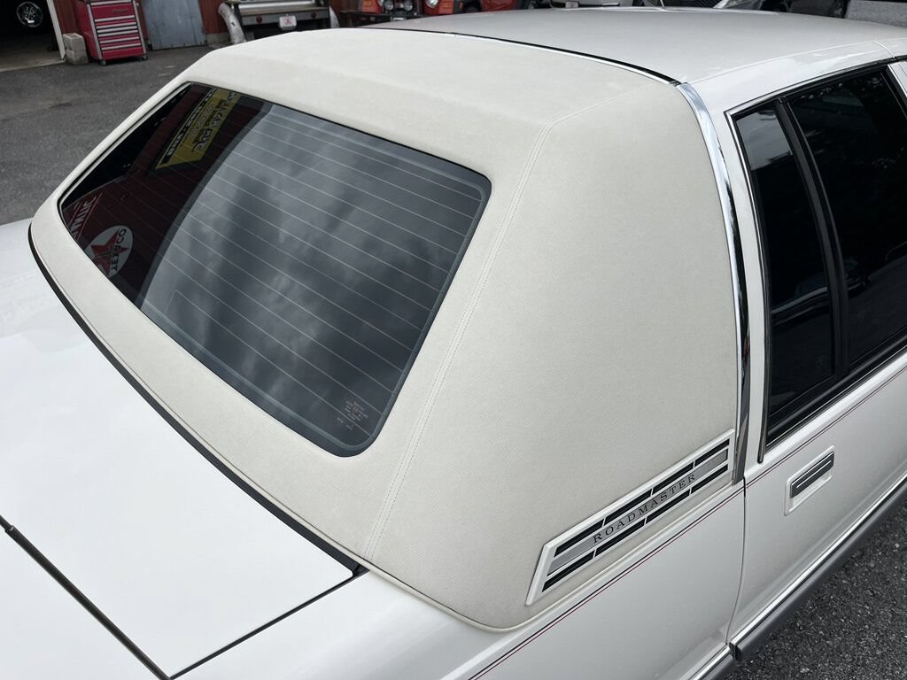 Used 1992 Buick Roadmaster Sedan RWD image 13