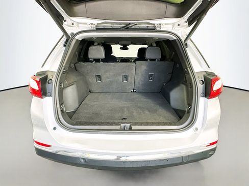 Used 2021 Chevrolet Equinox LT FWD image 24