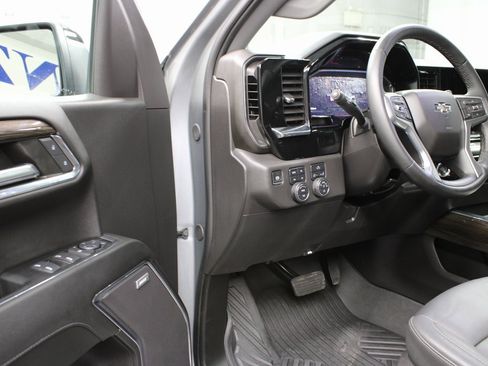 Used 2024 Chevrolet Silverado 1500 LT Trail Boss image 47