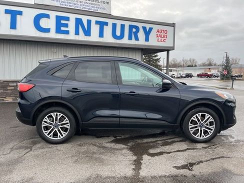 Used 2021 Ford Escape SEL image 15