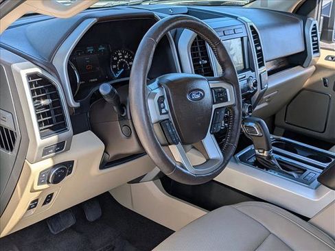 Used 2018 Ford F150 Lariat w/ Equipment Group 502A Luxury image 10