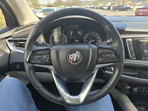 Used 2023 Buick Enclave Essence w/ Experience Buick Package image 20