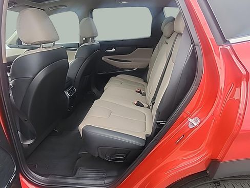 Used 2023 Hyundai Santa Fe SEL w/ Premium Package image 13