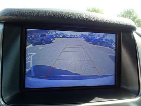 Used 2020 Chevrolet Suburban Premier w/ Premier 6.2L Value Package image 27