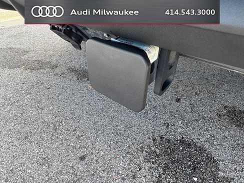 Used 2023 Audi Q5 2.0T Premium Plus w/ Premium Plus Package AWD/4WD image 3