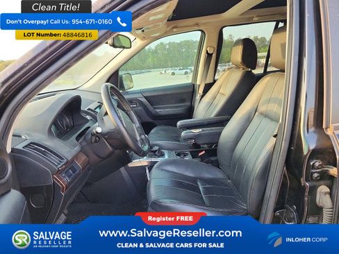 Used 2013 Land Rover LR2 image 9