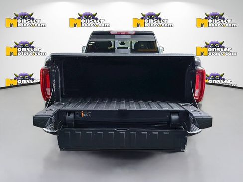 Used 2023 GMC Sierra 2500 Denali w/ Denali Ultimate Package AWD/4WD image 27