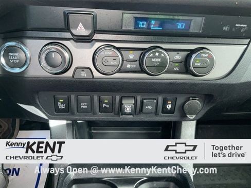 Used 2021 Toyota Tacoma TRD Off-Road w/ Technology Package image 29