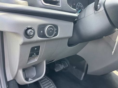 Used 2023 Ford Transit 350 XLT RWD image 26