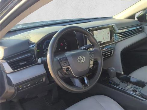 Certified 2025 Toyota Camry LE FWD image 9