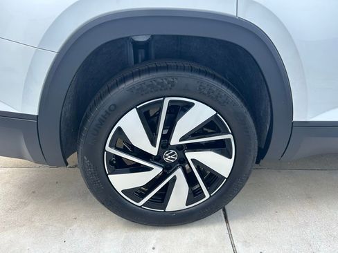 New 2026 Volkswagen Atlas SE FWD image 25