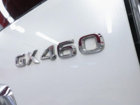 Used 2023 Lexus GX 460 Luxury w/ Sport Design Package image 35