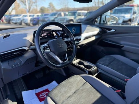 Used 2021 Volkswagen ID.4 Pro w/ ID.4 Protection Package image 12