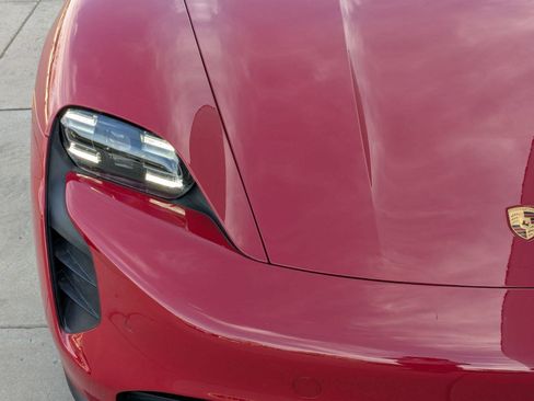 Used 2023 Porsche Taycan 4S image 12