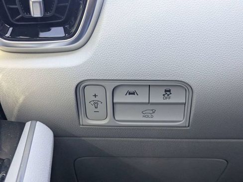 Used 2023 Kia Sorento SX image 26