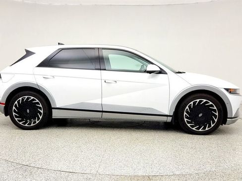 Used 2024 Hyundai Ioniq 5 Limited image 4