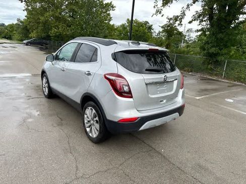 Used 2019 Buick Encore Preferred FWD image 17