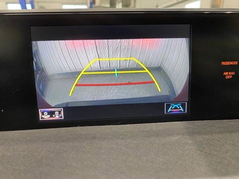 Used 2019 Lexus UX 250h w/ Premium Package image 15