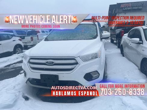 Used 2018 Ford Escape SE w/ Ford Safe & Smart Package image 1