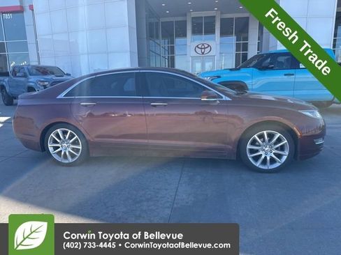Used 2016 Lincoln MKZ Hybrid w/ Equipment Group 600A Reserve image 2